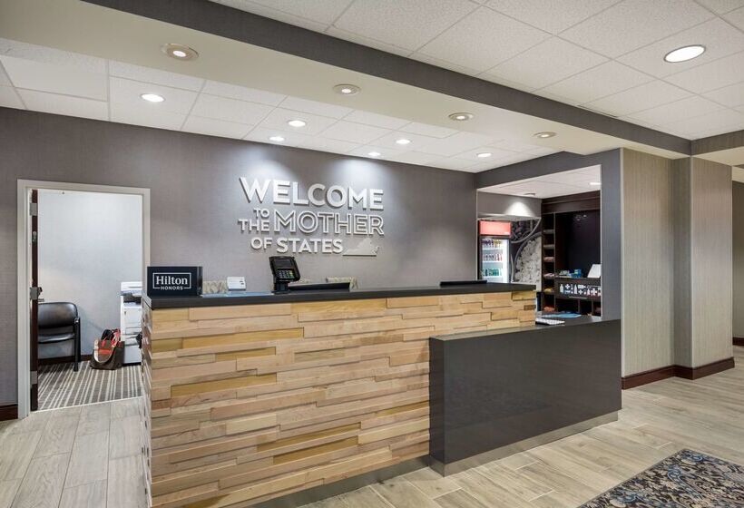 ホテル Hampton Inn & Suites Fredericksburg At Celebrate Virginia