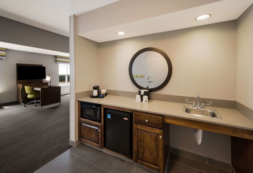 ホテル Hampton Inn & Suites Fredericksburg At Celebrate Virginia