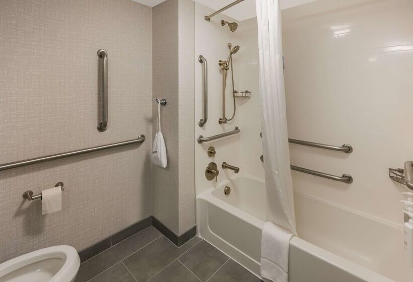 ホテル Hampton Inn & Suites Fredericksburg At Celebrate Virginia