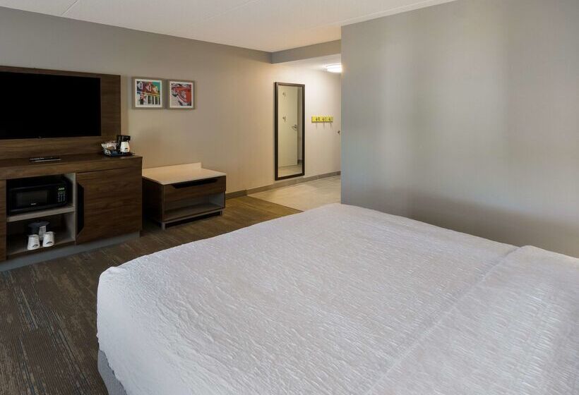 ホテル Hampton Inn & Suites Fredericksburg At Celebrate Virginia