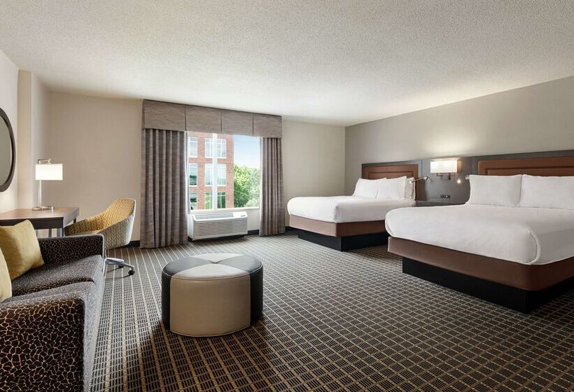 ホテル Hampton Inn & Suites Greenville Downtown Riverplace