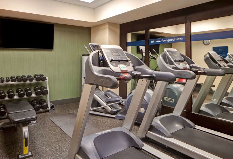 ホテル Hampton Inn & Suites Greenville Downtown Riverplace