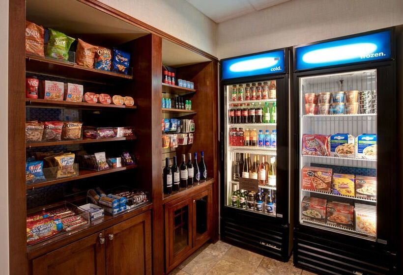 ホテル Hampton Inn & Suites Greenville Downtown Riverplace