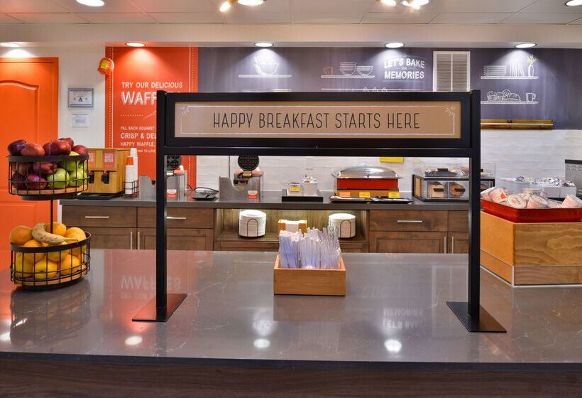 فندق Hampton Inn & Suites Las Vegas Airport