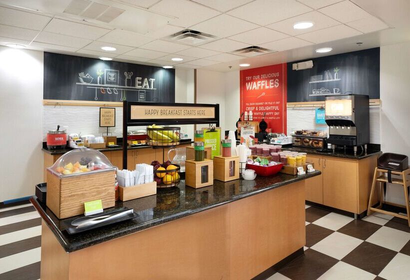 فندق Hampton Inn And Suites Madera