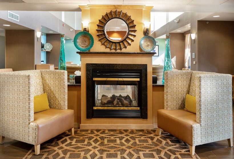 فندق Hampton Inn And Suites Madera