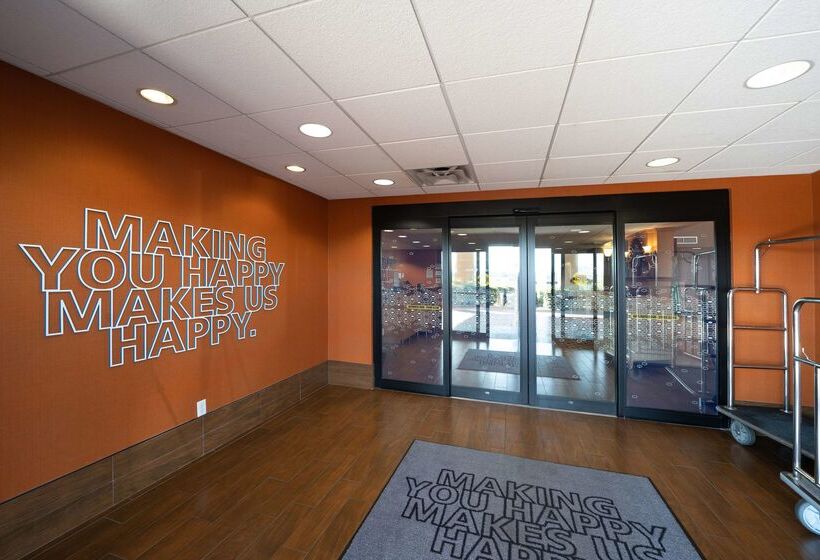 فندق Hampton Inn And Suites Madera