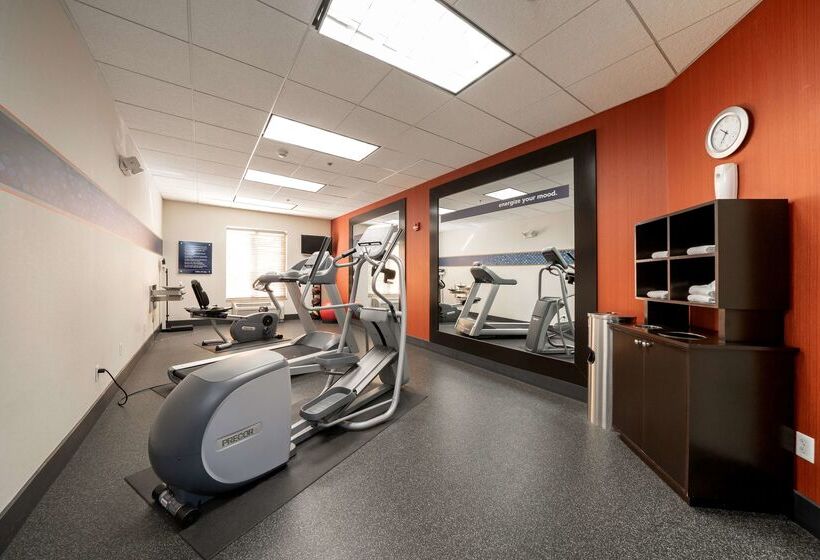 فندق Hampton Inn And Suites Madera