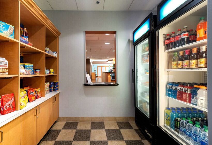 فندق Hampton Inn And Suites Madera