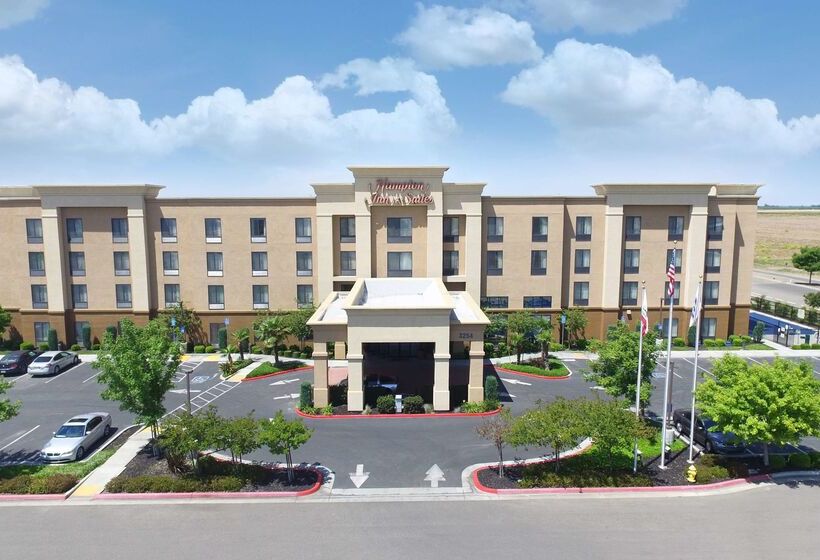 فندق Hampton Inn And Suites Madera