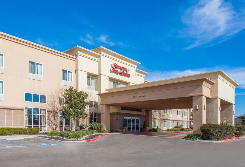 فندق Hampton Inn & Suites Merced