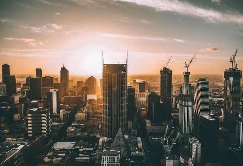 هتل Hampton Inn & Suites Nashville Downtown