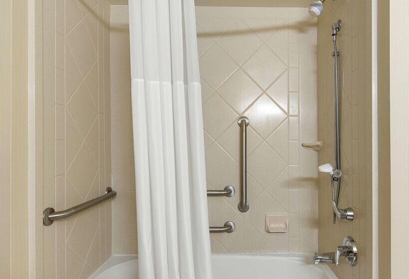 호텔 Hampton Inn & Suites North Conway