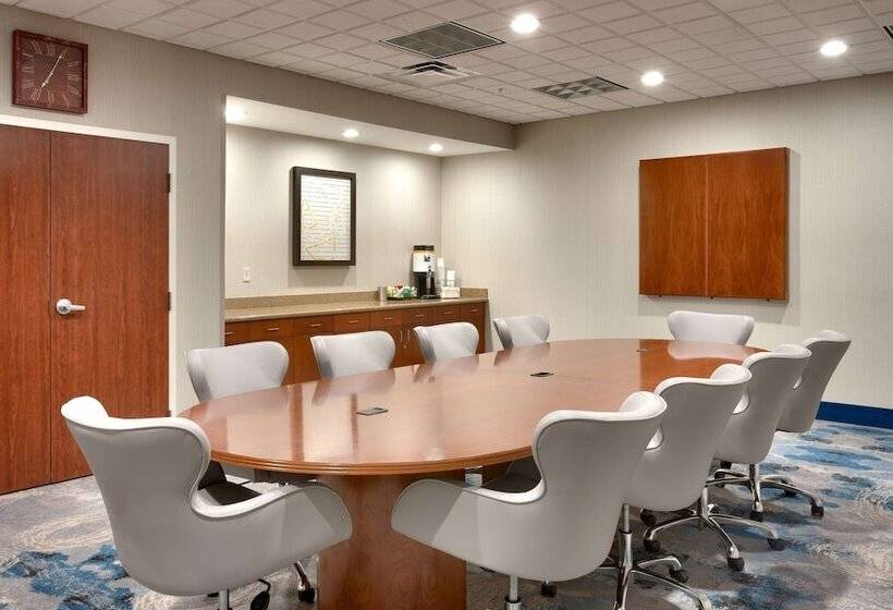 فندق Hampton Inn & Suites Pocatello