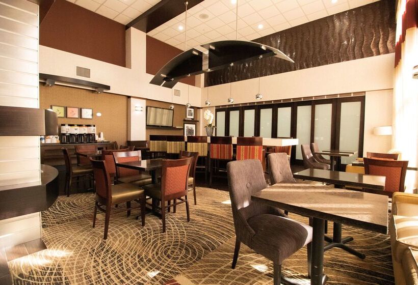 Отель Hampton Inn & Suites Richmond/virginia Center