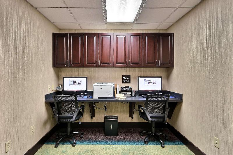 هتل Hampton Inn & Suites Savannah   I 95 South   Gateway