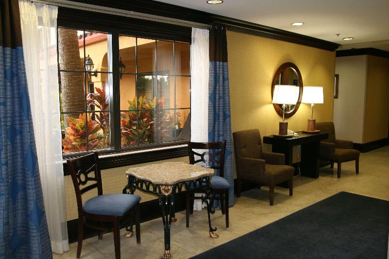 فندق Hampton Inn & Suites St. Augustine Vilano Beach