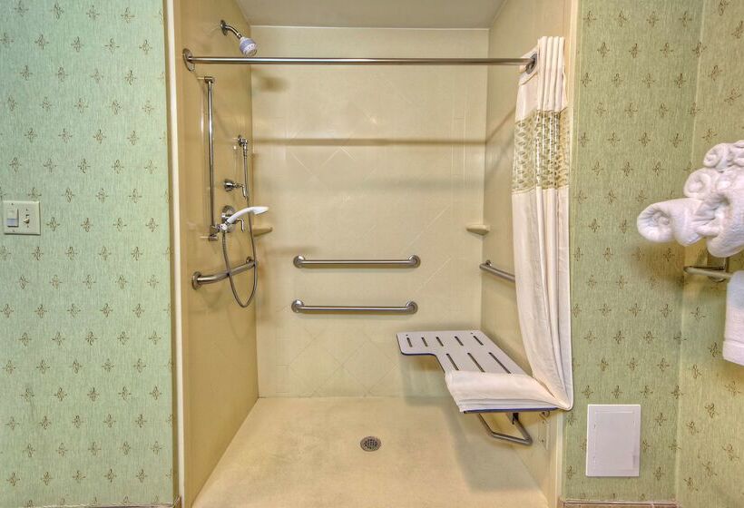 فندق Hampton Inn Crossville