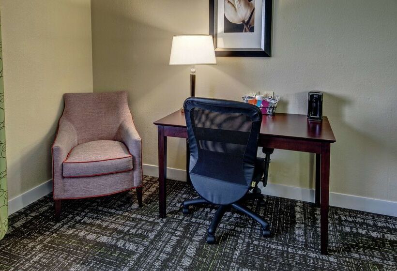 فندق Hampton Inn Crossville