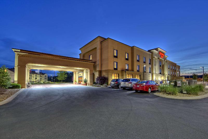 فندق Hampton Inn Crossville