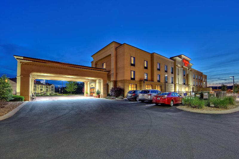 فندق Hampton Inn Crossville