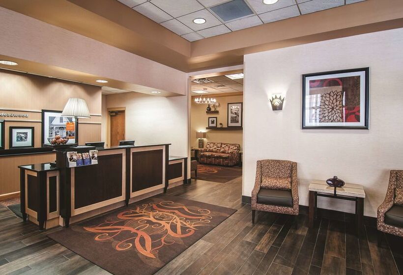 فندق Hampton Inn Deadwood At Tin Lizzie Gaming Resort