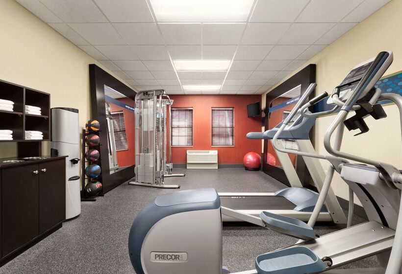 فندق Hampton Inn Dover