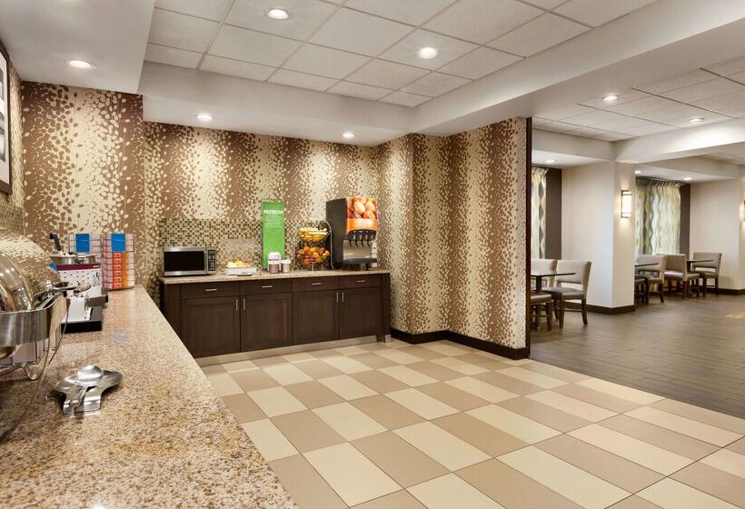 فندق Hampton Inn Dover