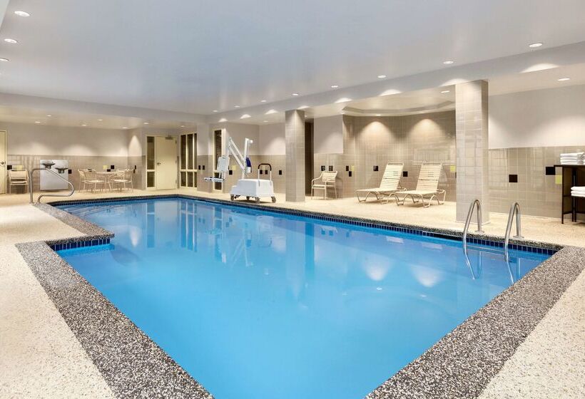 فندق Hampton Inn Dover