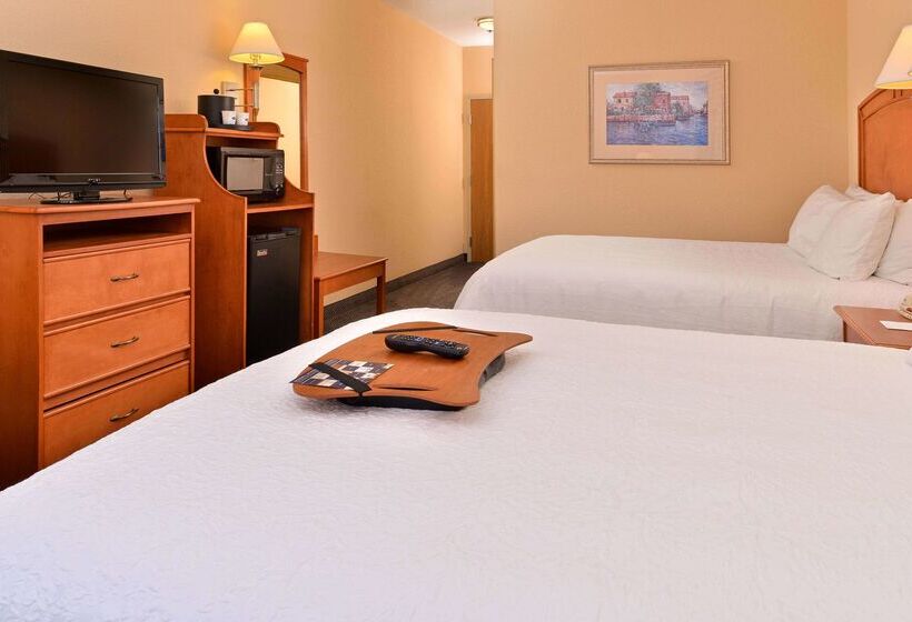 호텔 Hampton Inn Grand Island