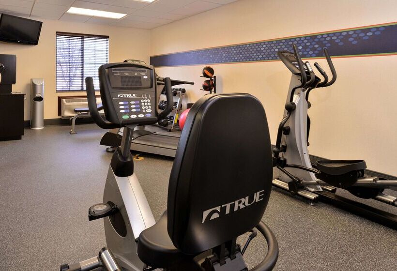 호텔 Hampton Inn Grand Island