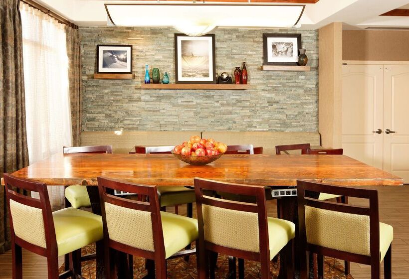 فندق Hampton Inn Montrose