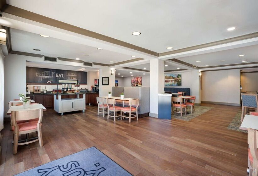 فندق Hampton Inn Princeton