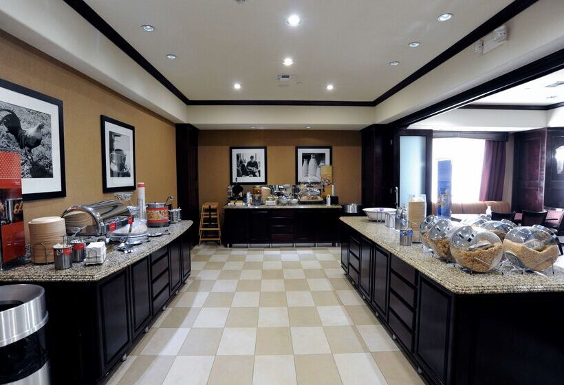 فندق Hampton Inn Seguin