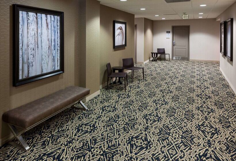 בית מלון כפרי Hampton Inn & Suites Boisedowntown