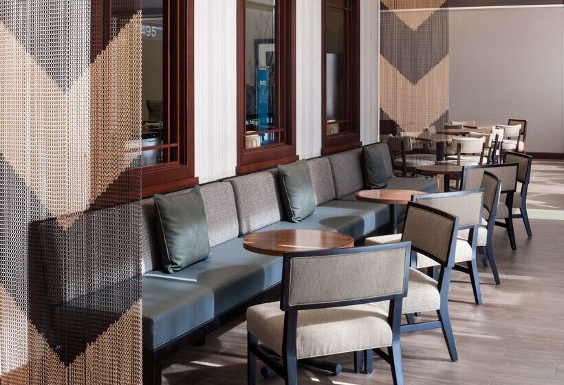 בית מלון כפרי Hampton Inn & Suites Boisedowntown