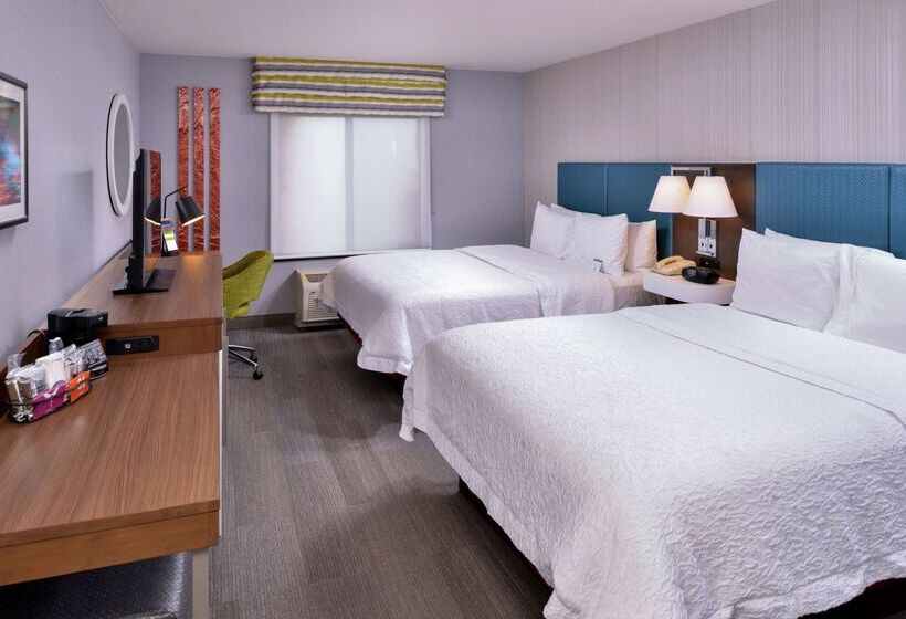 Отель Hampton Inn & Suites Carson City