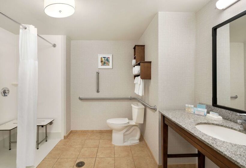 فندق Hampton Inn & Suites Exeter