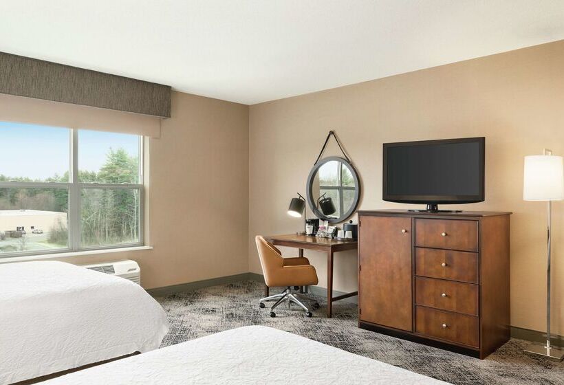 فندق Hampton Inn & Suites Exeter