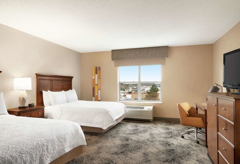 فندق Hampton Inn & Suites Exeter