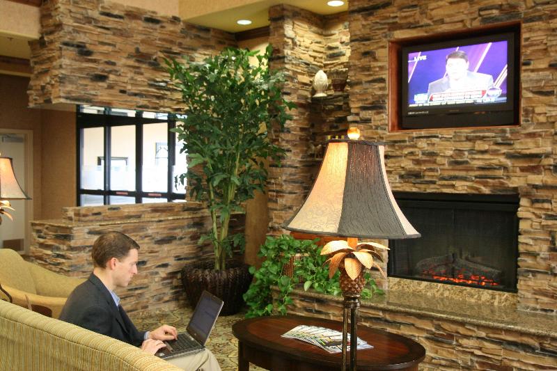 فندق Hampton Inn & Suites Farmington