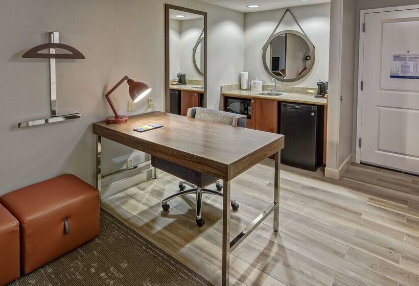 فندق Hampton Inn & Suites Fort Myersestero/fgcu