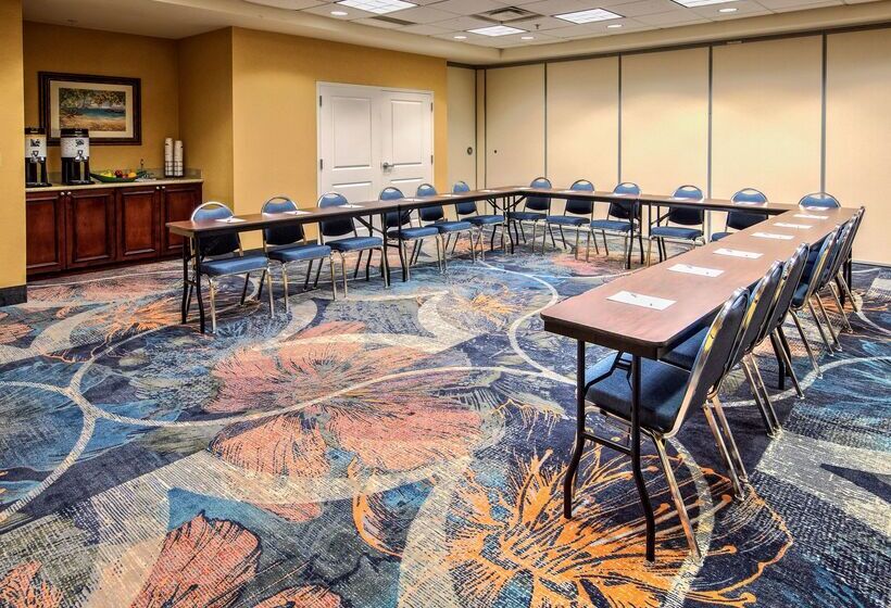 فندق Hampton Inn & Suites Fort Myersestero/fgcu
