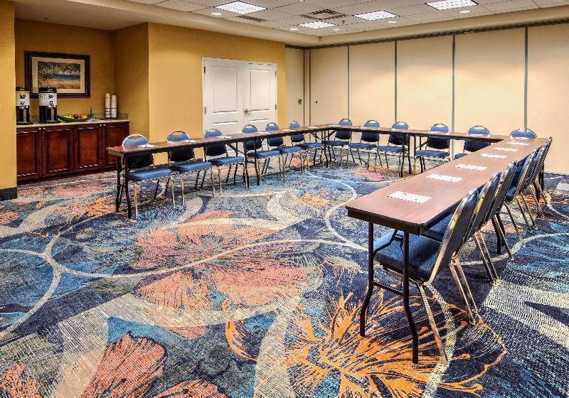 فندق Hampton Inn & Suites Fort Myersestero/fgcu