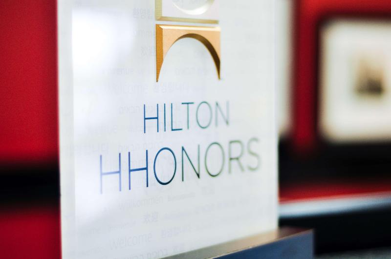 בית מלון כפרי Hampton Inn & Suites Louisville East