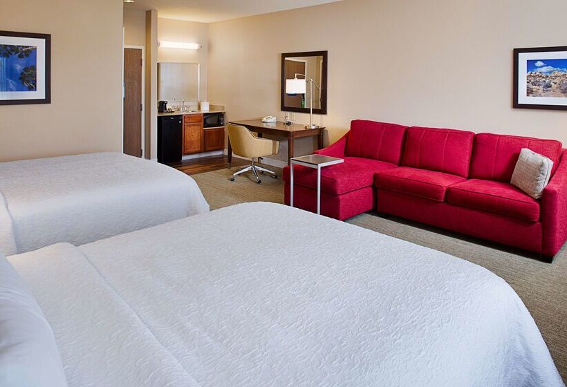 ホテル Hampton Inn & Suites Palmdale