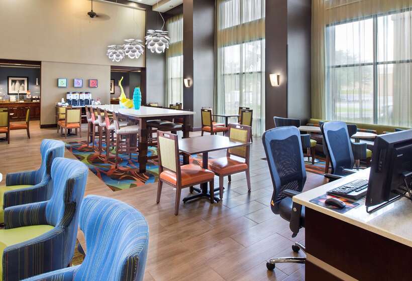 בית מלון כפרי Hampton Inn & Suites Pensacola I10 N At Univ. Town Plaza