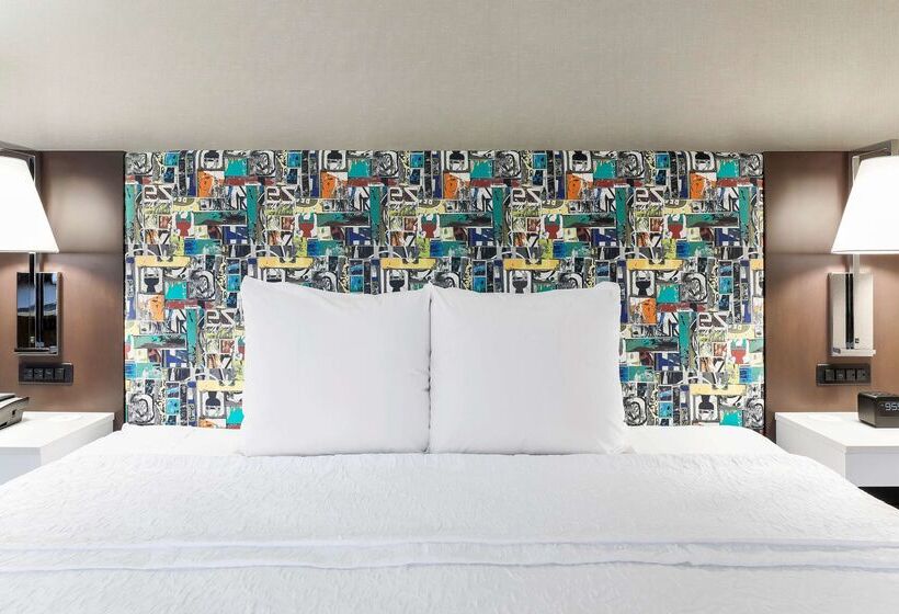 בית מלון כפרי Hampton Inn & Suites Pittsburgh Downtown