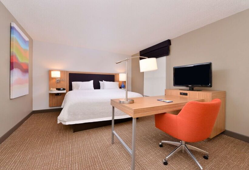 فندق Hampton Inn & Suites Plymouth