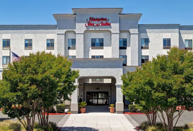 בית מלון כפרי Hampton Inn & Suites Rohnert Park  Sonoma County